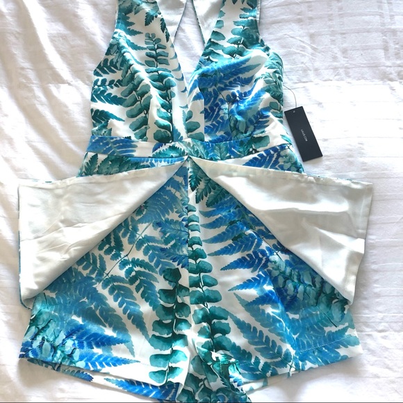 NWT Lulus Balboa Park White Print Romper, Small - Picture 8 of 16